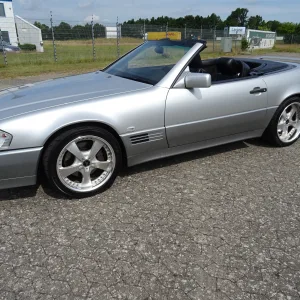 Mercedes R129 SL600 V12 til salg Carbeat chasing cars